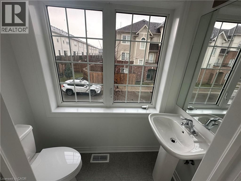 51 MAYLAND TRAIL Image 17