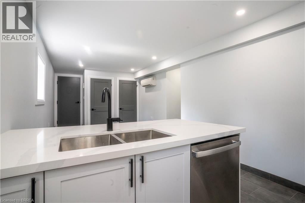 2 - 130 ELGIN STREET Image 2