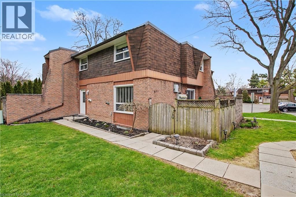 4 - 661 FRANCIS ROAD Image 2