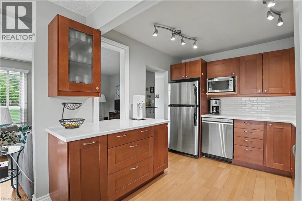 4 - 661 FRANCIS ROAD Image 9