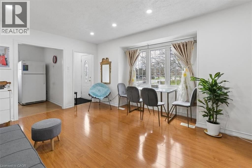 18 GOWDY AVENUE Image 6