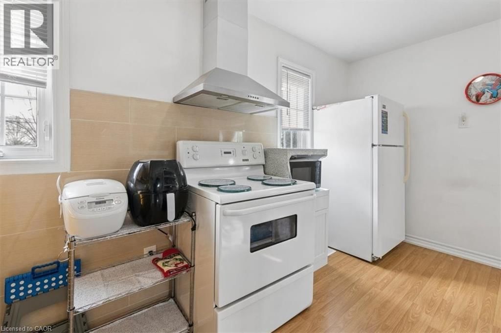 18 GOWDY AVENUE Image 9