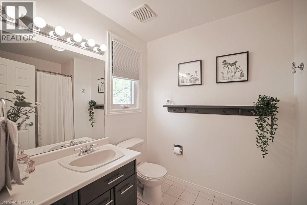 15 - 523 BEECHWOOD DRIVE Image 19