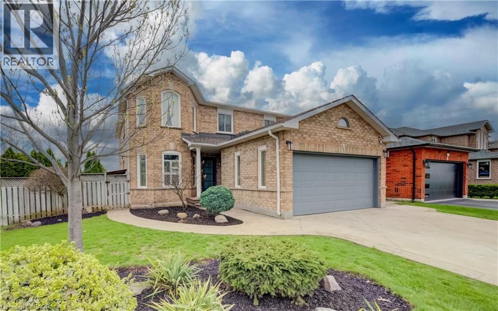 643 PHOEBE CRESCENT Image 1