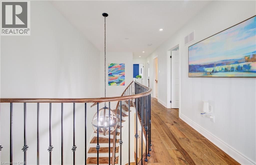 643 PHOEBE CRESCENT Image 24