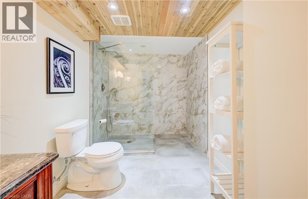 643 PHOEBE CRESCENT Image 41