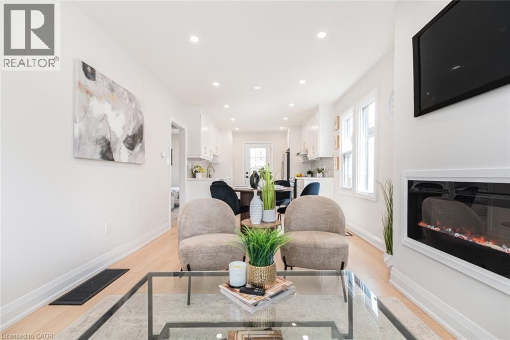 297 BRITANNIA AVENUE Image 10