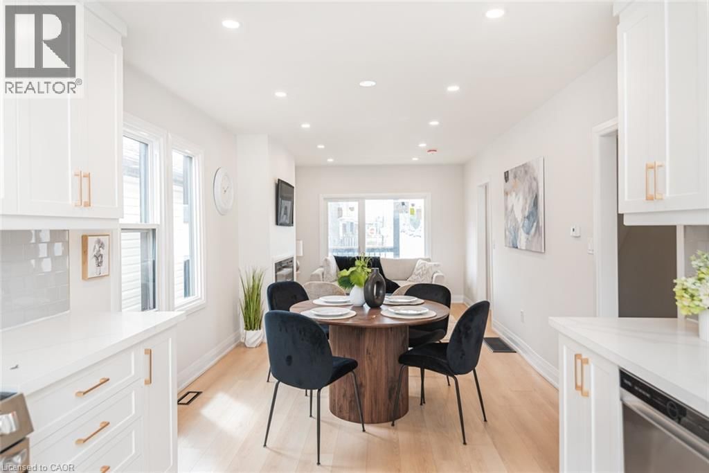 297 BRITANNIA AVENUE Image 13