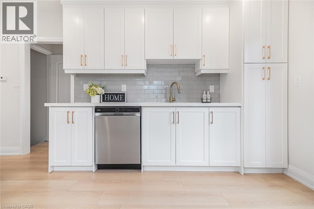 297 BRITANNIA AVENUE Image 20