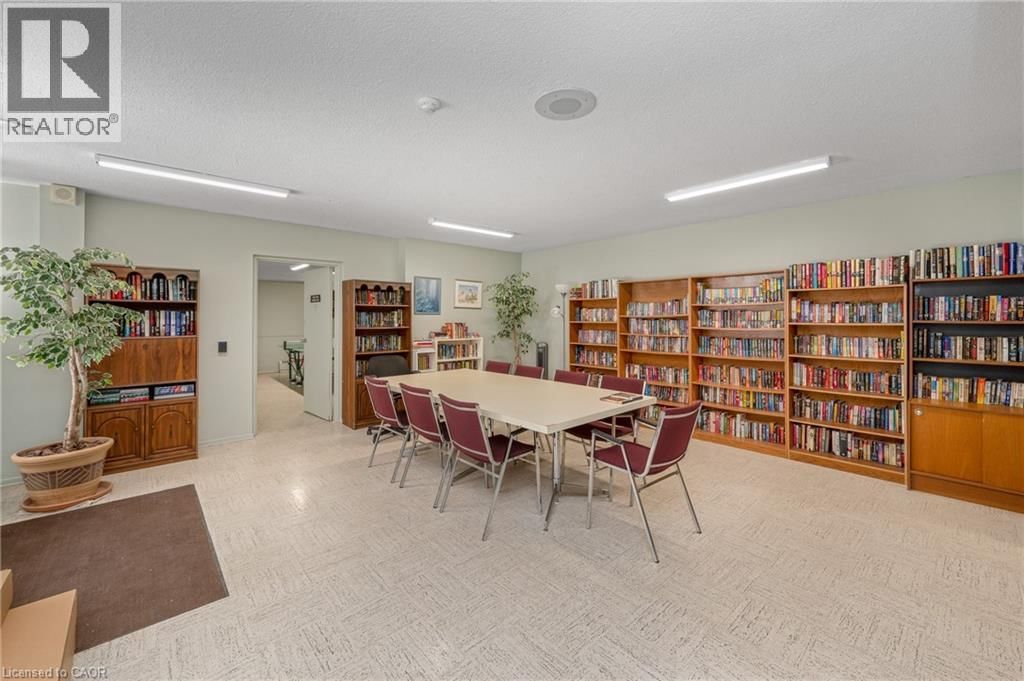 1501 - 975 WARWICK COURT Image 29