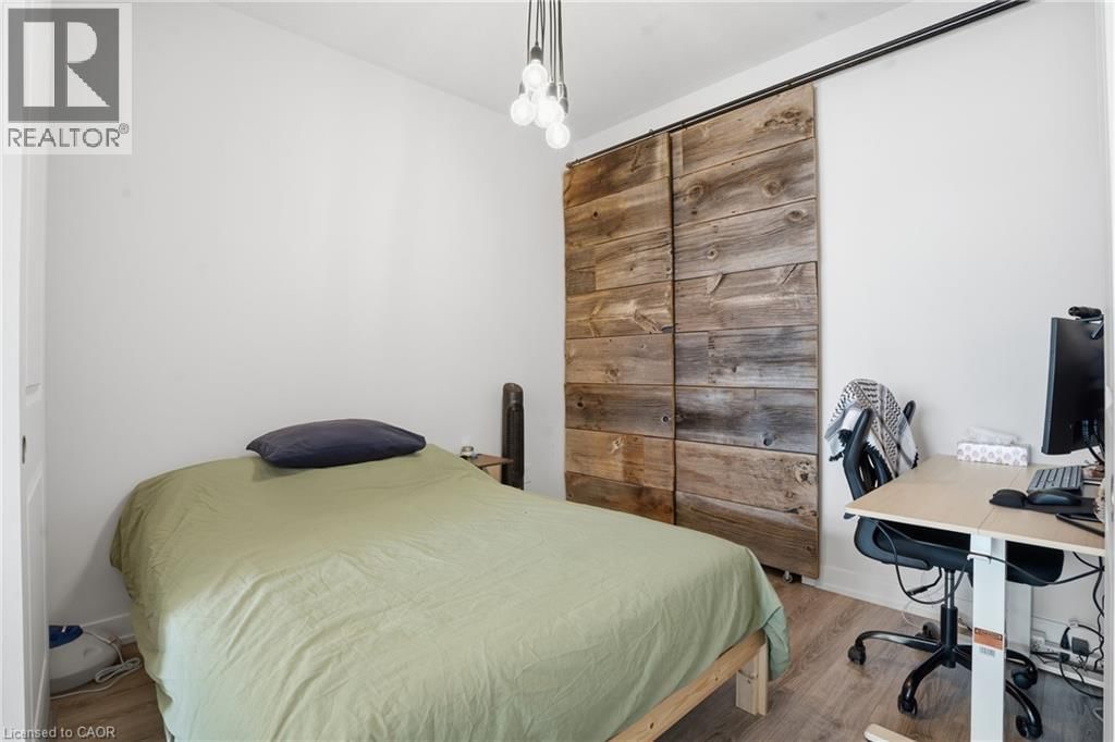 330 - 35 SOUTHSHORE CRESCENT Image 14