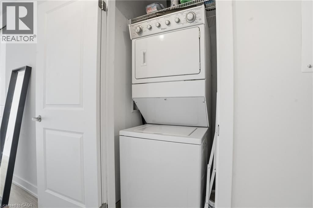 330 - 35 SOUTHSHORE CRESCENT Image 20