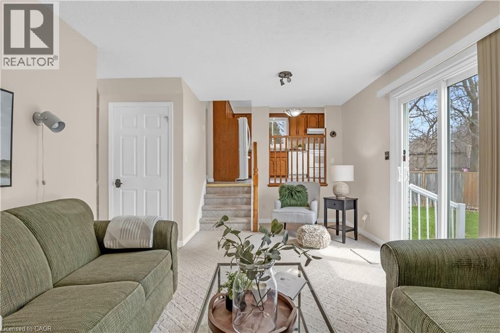 318 BURNETT AVENUE Image 18