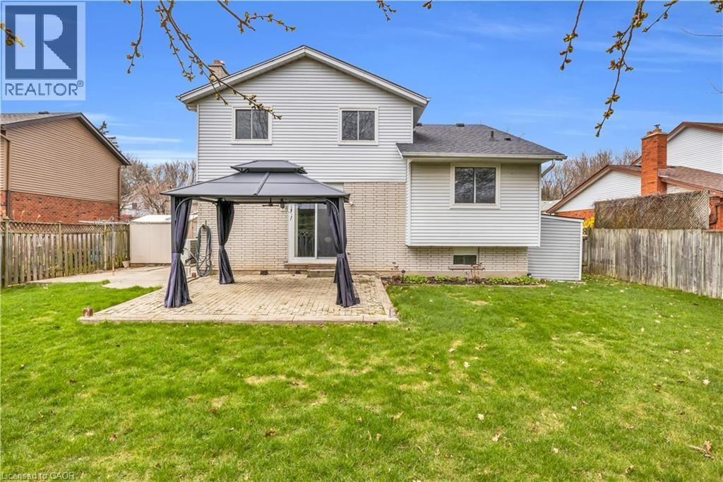 318 BURNETT AVENUE Image 38