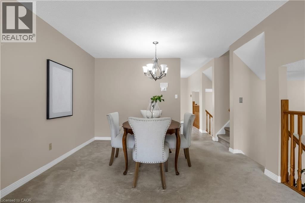 318 BURNETT AVENUE Image 9