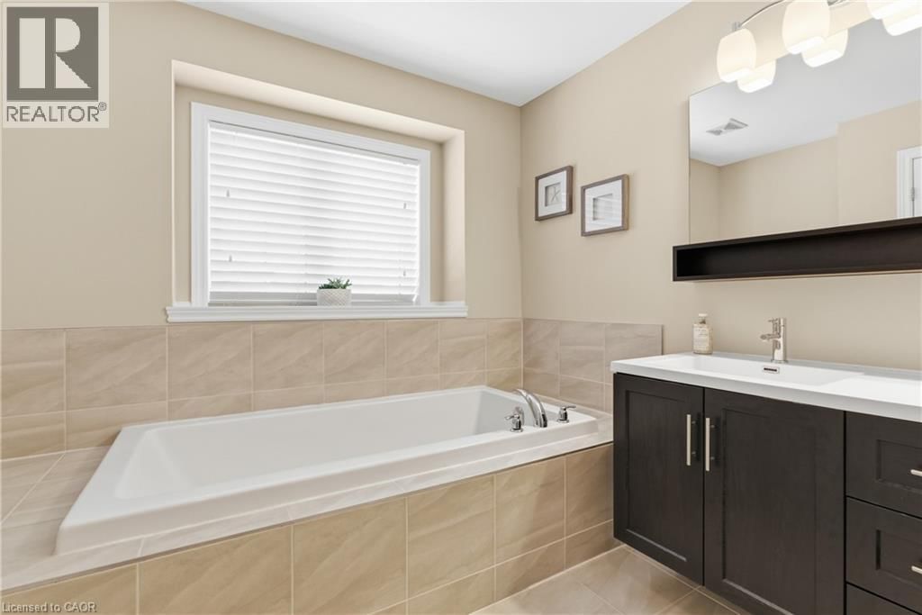 383 WHEAT BOOM DRIVE Image 13