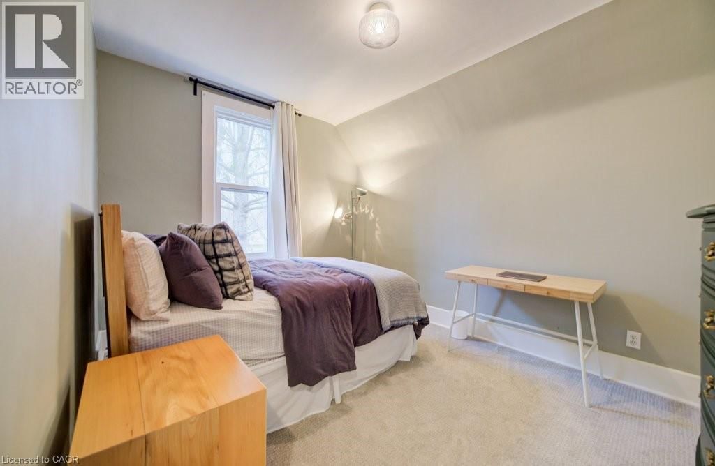 8 SPRING STREET EAST Image 27