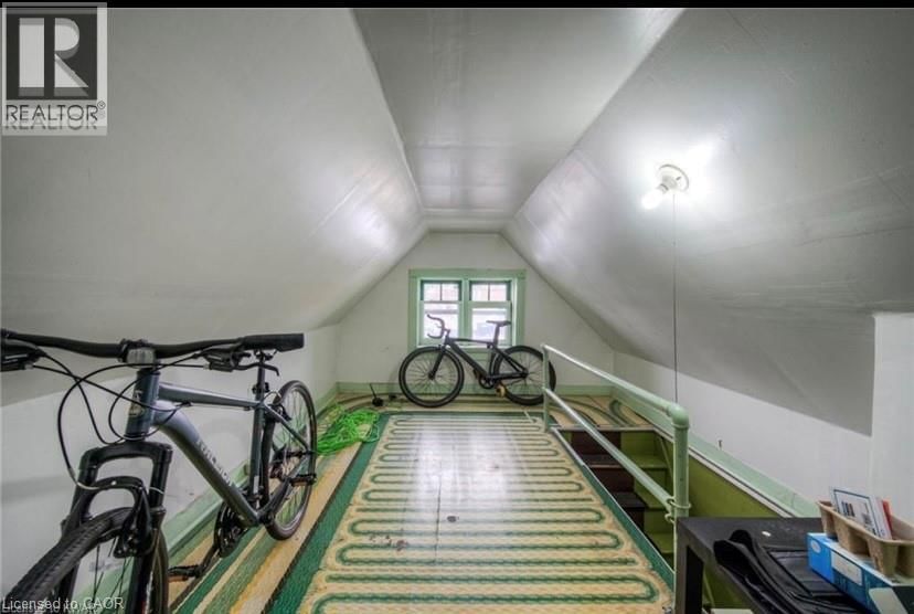 8 SPRING STREET EAST Image 33