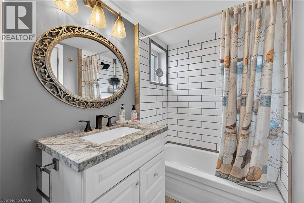 27 BLUE WATER PARKWAY Image 22