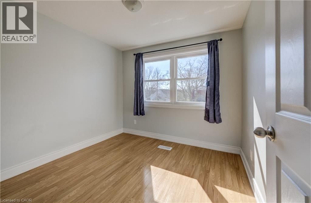 80 HEIMAN STREET Image 11