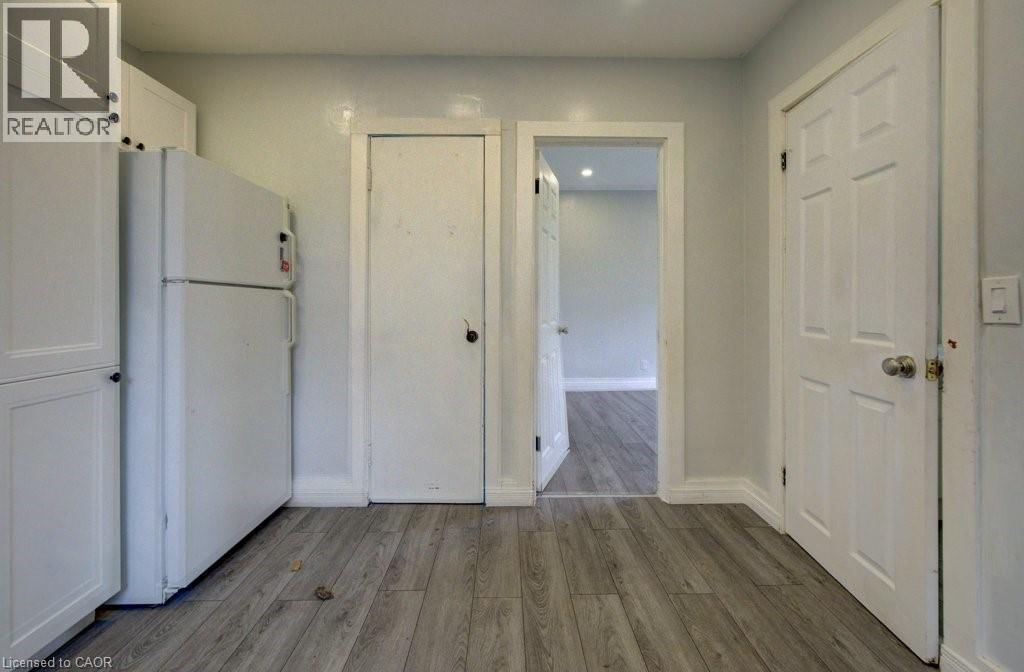 37 CATHERINE STREET Image 15