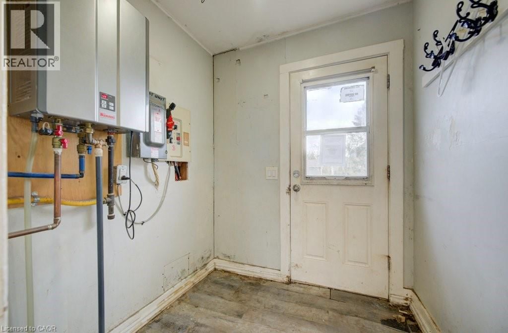 37 CATHERINE STREET Image 30