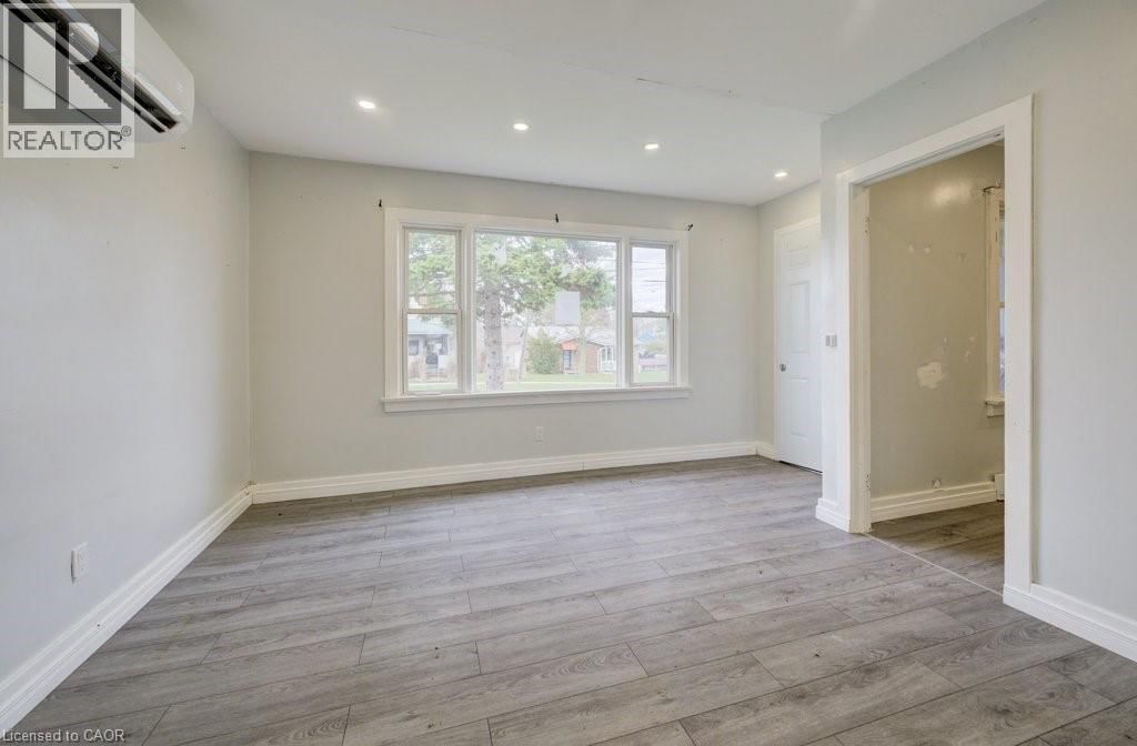 37 CATHERINE STREET Image 6