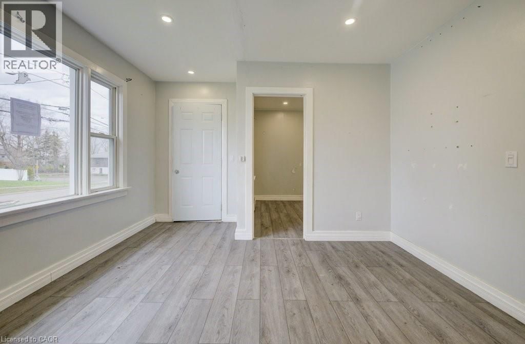 37 CATHERINE STREET Image 7