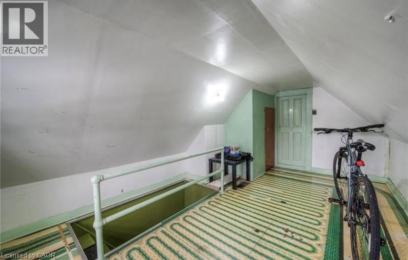 8 SPRING STREET EAST Image 50