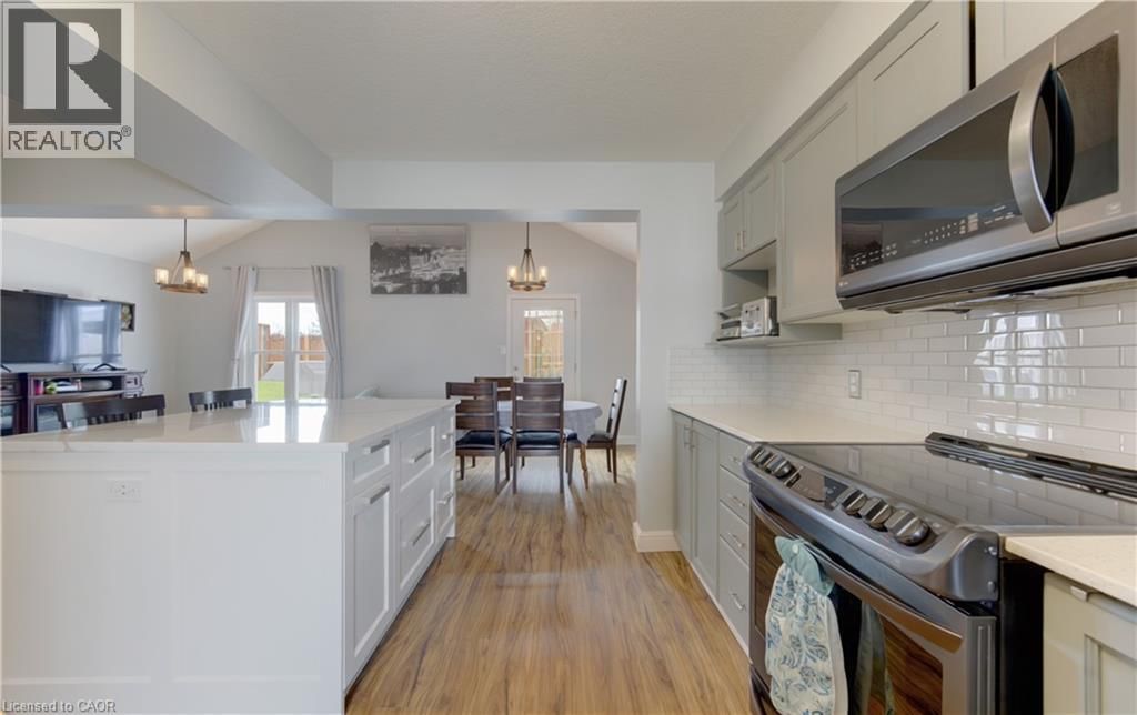 512 HIDDEN CREEK DRIVE Image 8