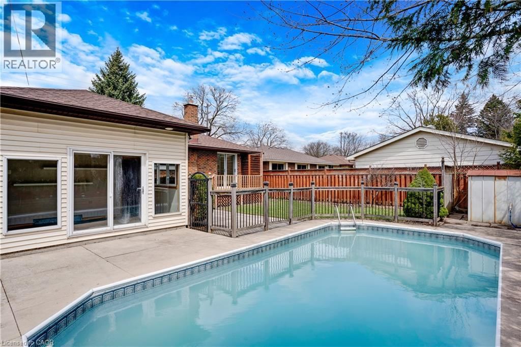 335 SPEEDVALE AVENUE EAST Image 2