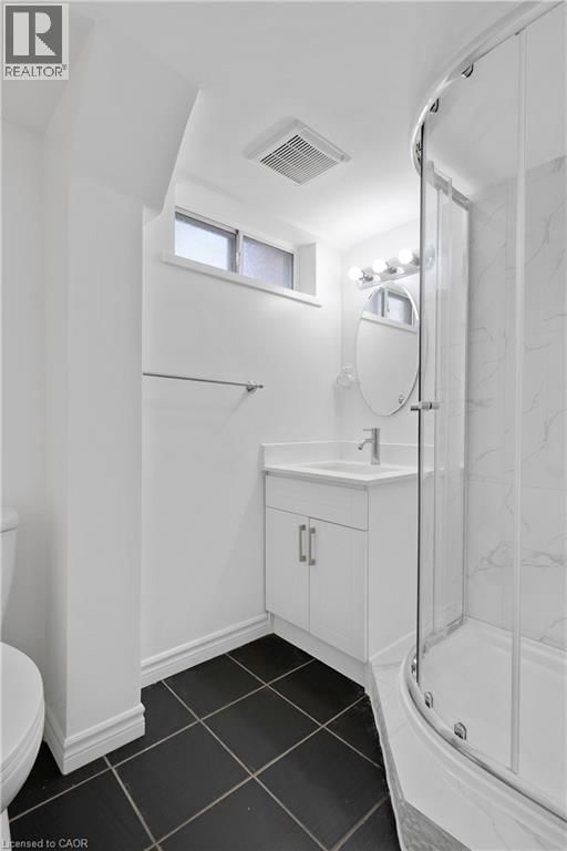 335 SPEEDVALE AVENUE EAST Image 27