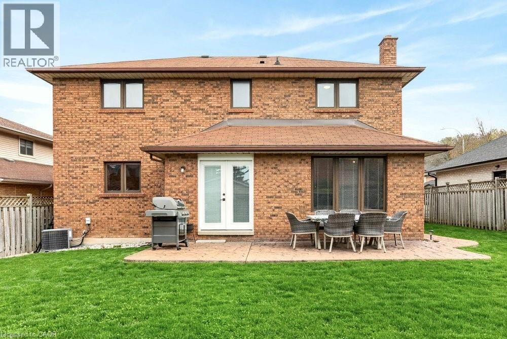 8 WYVIS COURT Image 43