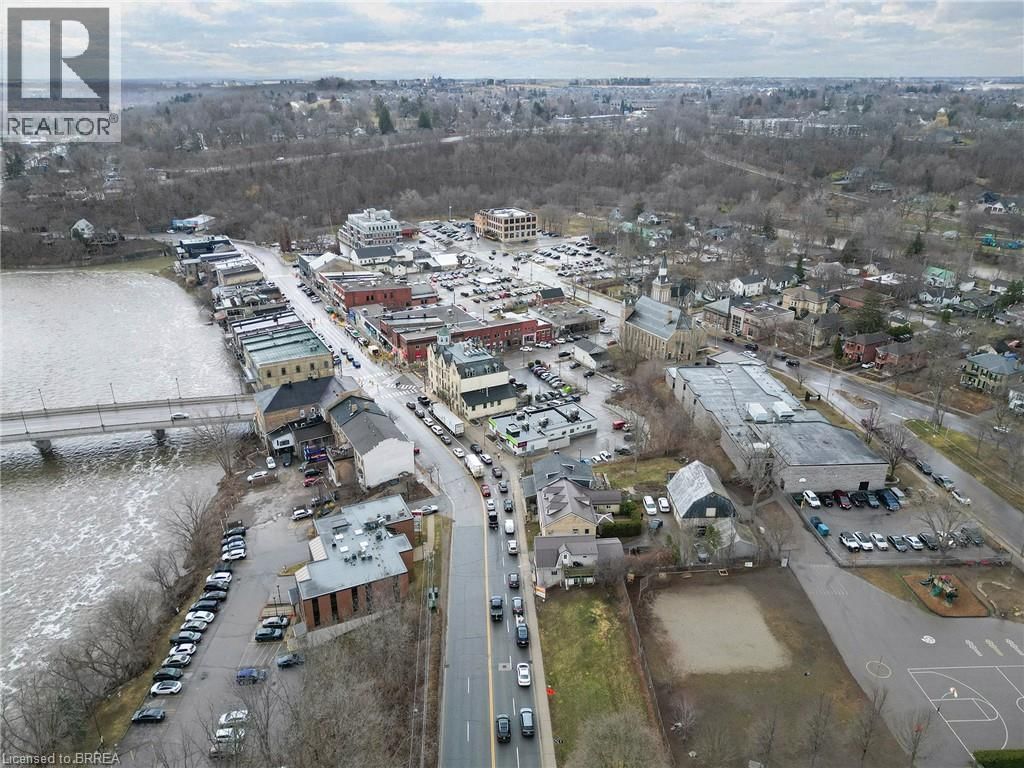 142 GRAND RIVER STREET NORTH Image 37