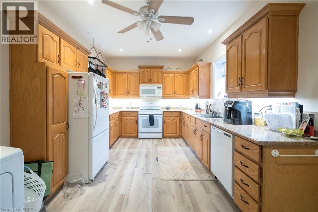 142 GRAND RIVER STREET NORTH Image 5