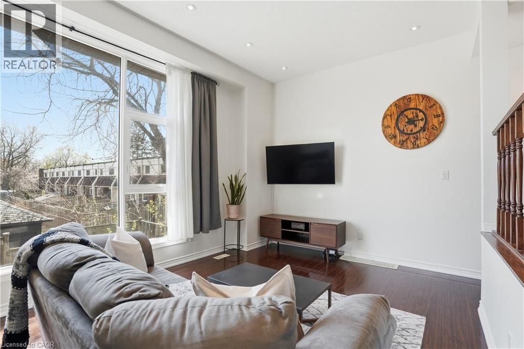 10 - 23 WATSONS LANE Image 4