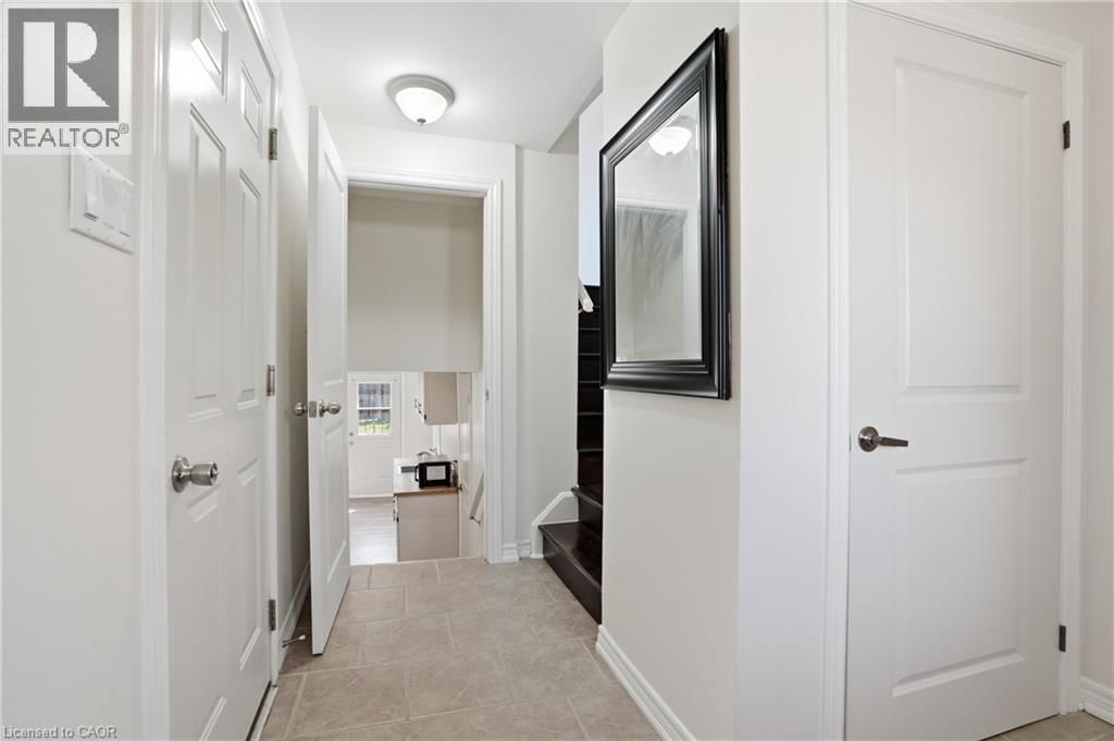 10 - 23 WATSONS LANE Image 9