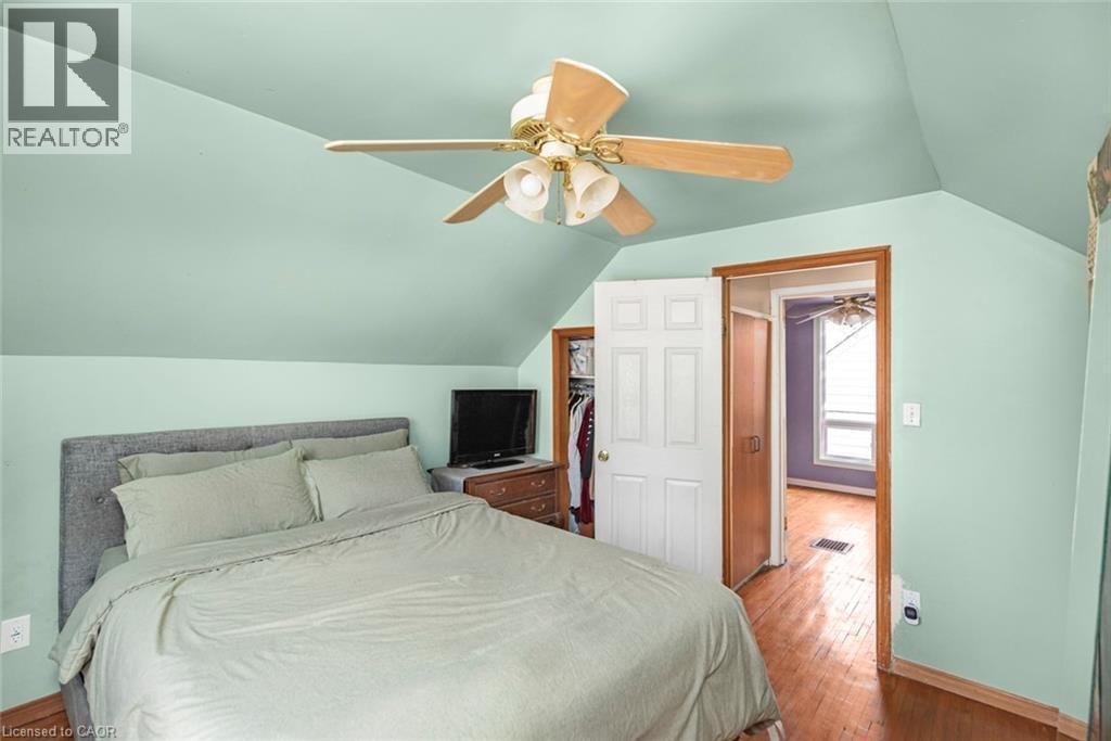 135 GLASSCO AVENUE NORTH Image 29