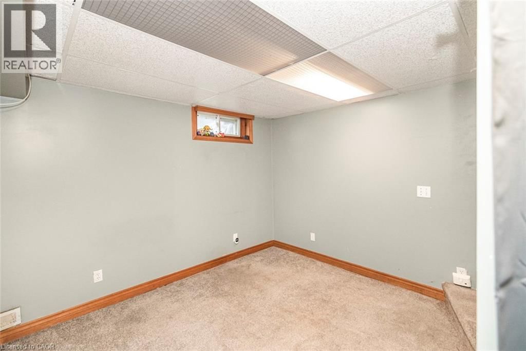 135 GLASSCO AVENUE NORTH Image 33