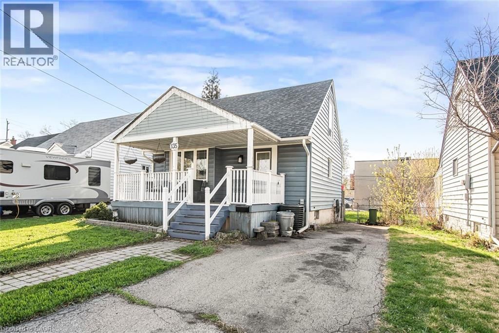 135 GLASSCO AVENUE NORTH Image 4