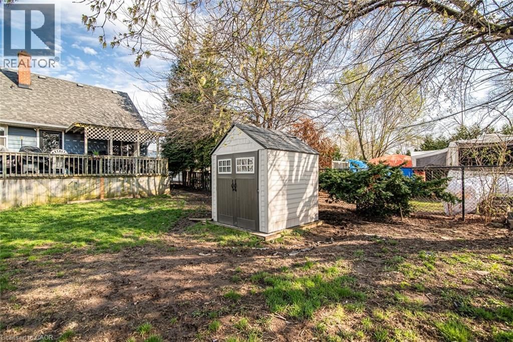 135 GLASSCO AVENUE NORTH Image 40