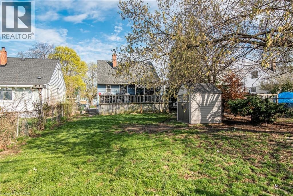 135 GLASSCO AVENUE NORTH Image 42