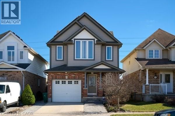 126 SNOWDROP CRESCENT Image 1