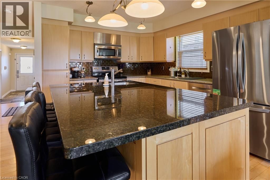 126 SNOWDROP CRESCENT Image 11