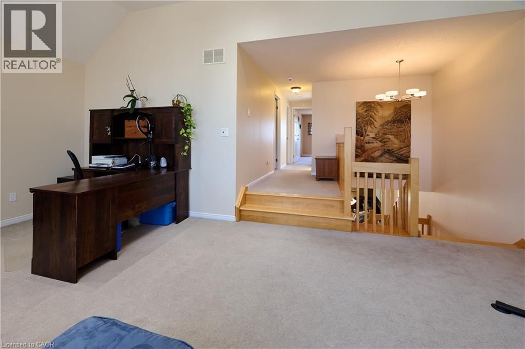 126 SNOWDROP CRESCENT Image 20