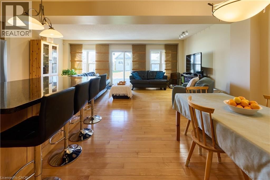 126 SNOWDROP CRESCENT Image 8