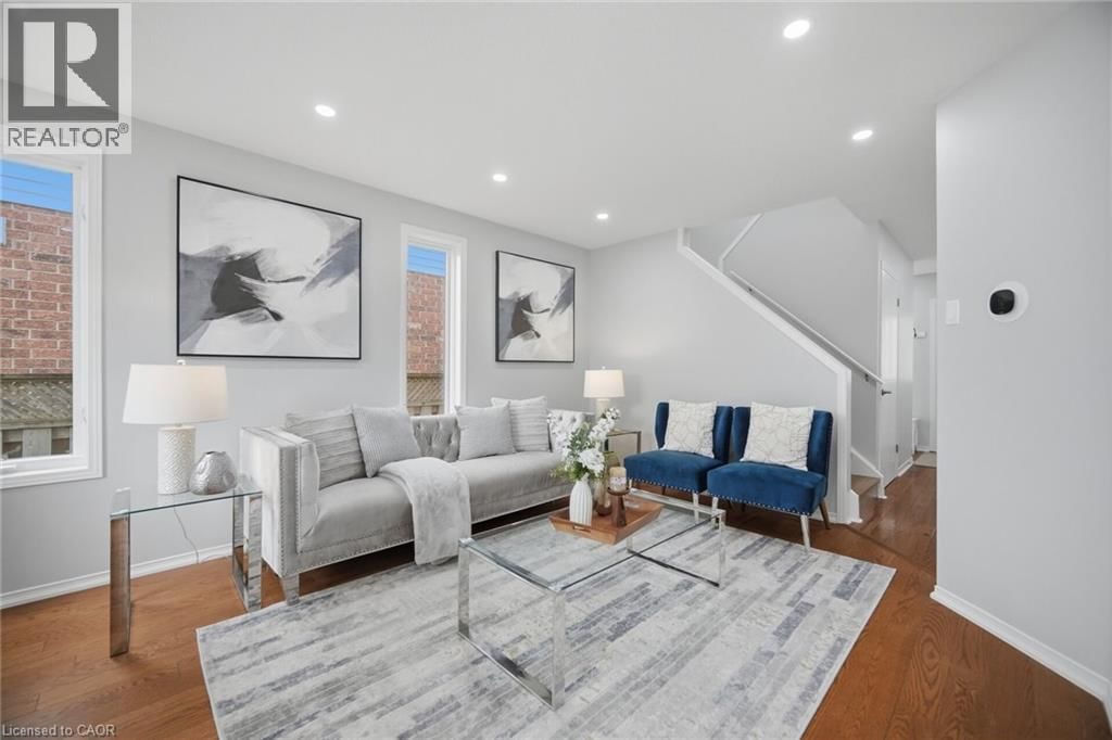 234 COUNTRY CLUB DRIVE Image 10