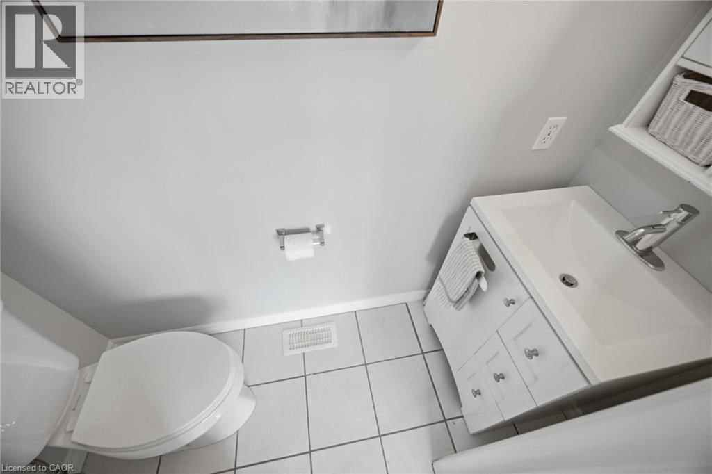 234 COUNTRY CLUB DRIVE Image 19