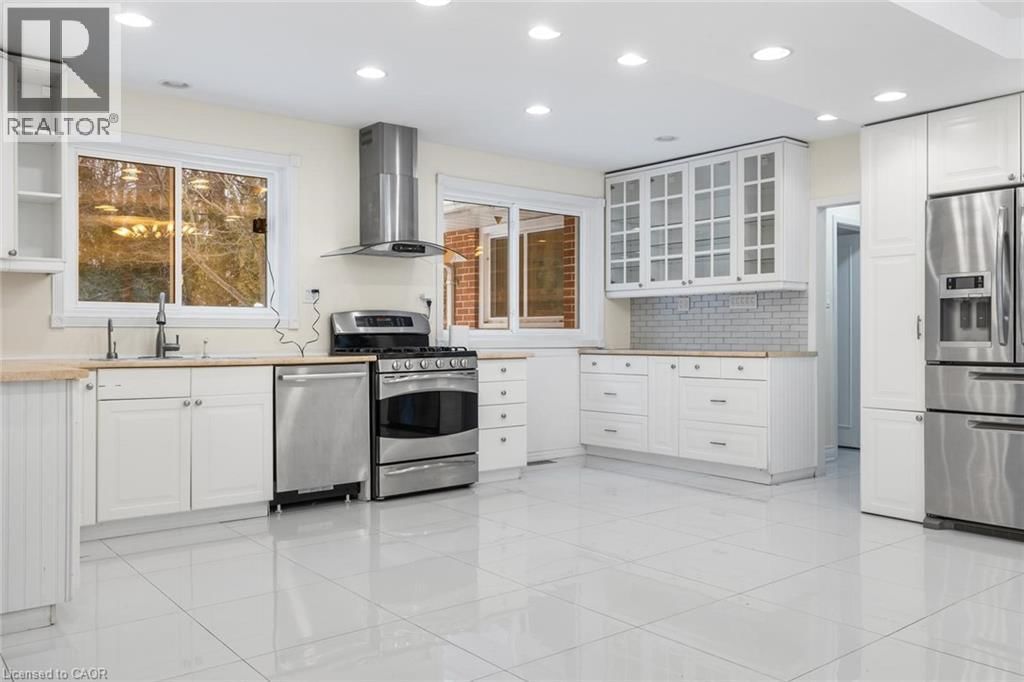 145 WOLFDALE AVENUE Image 6