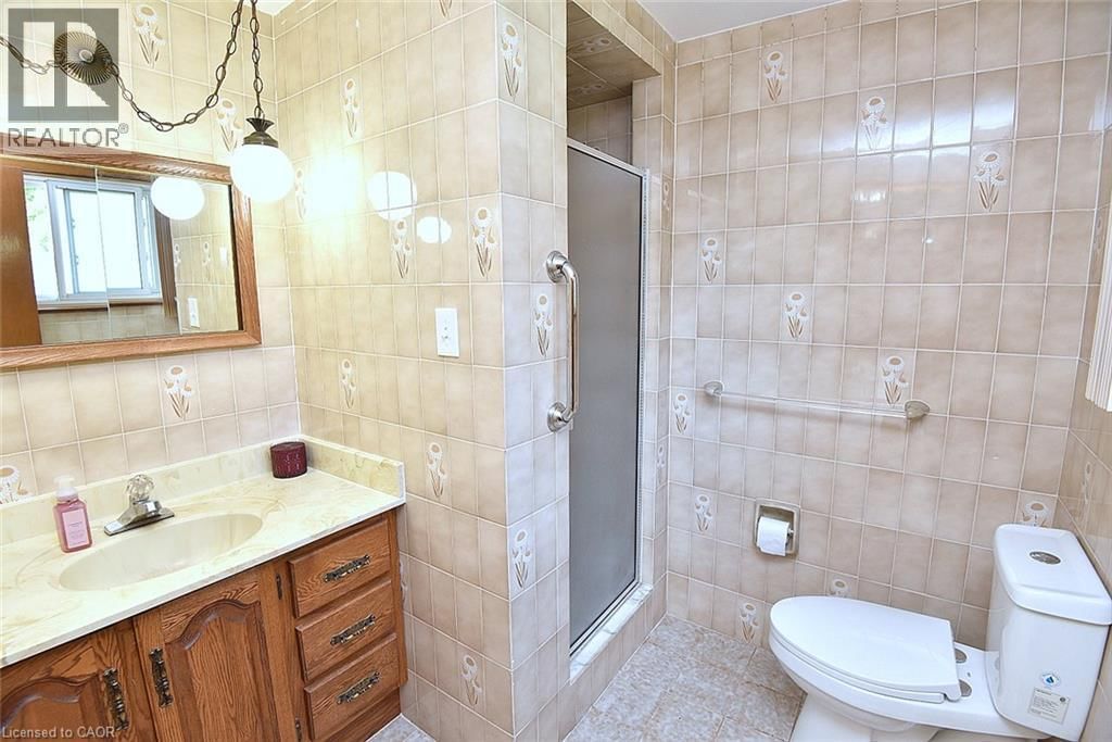 372 FENNELL AVENUE WEST Image 29